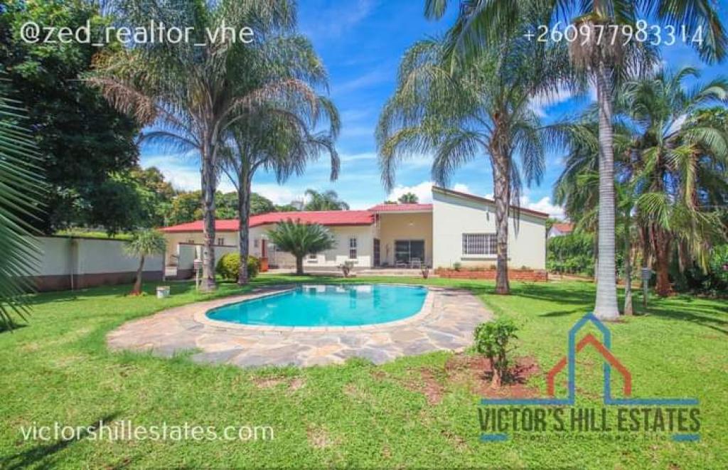 4 BED 3.5 BATH FAMILY HOME IN KABULONGA Beautiful refurbished house